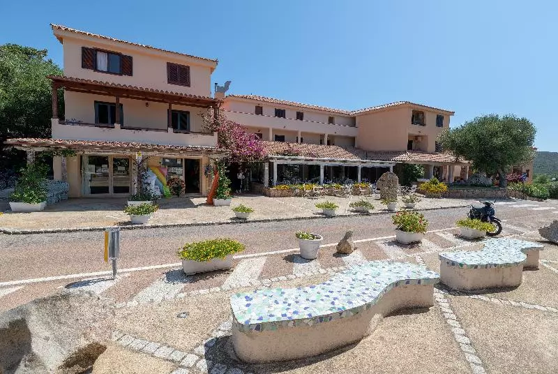 Baia De Bahas Residence
