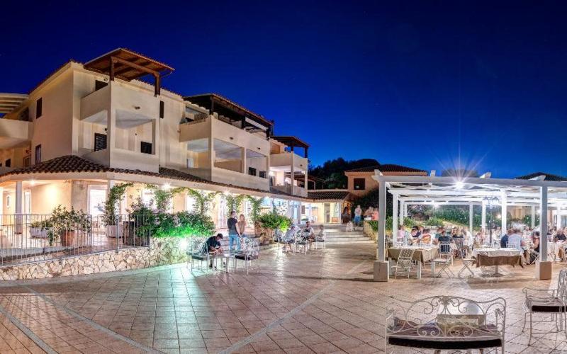 Baia De Bahas Residence