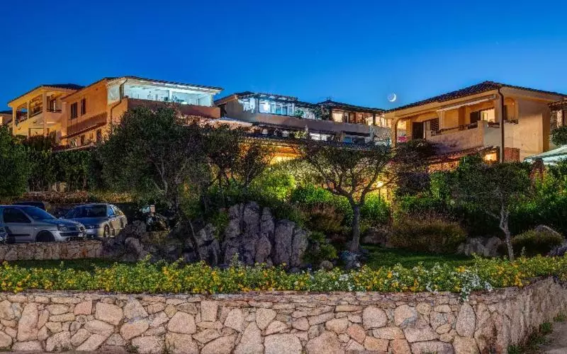 Baia De Bahas Residence