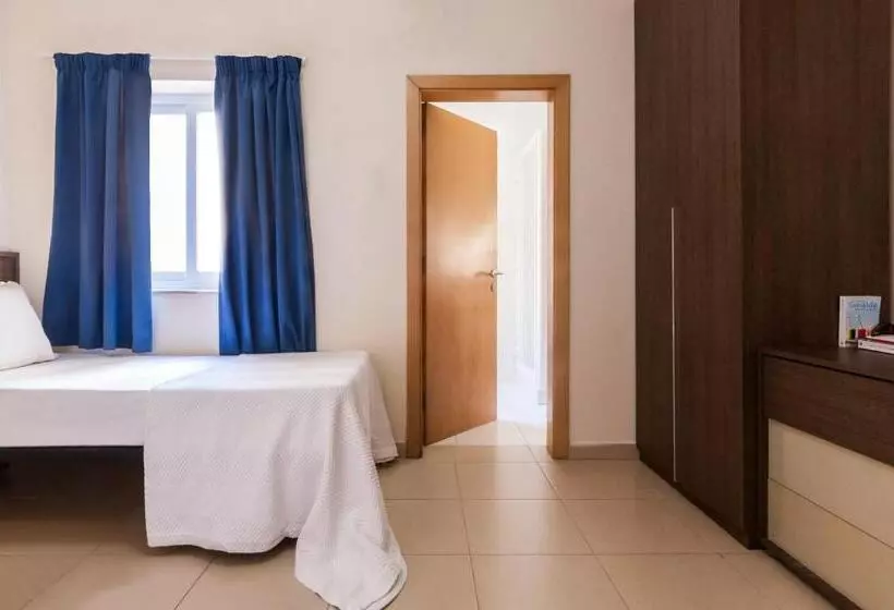 Blubay Apartments By St Hotels