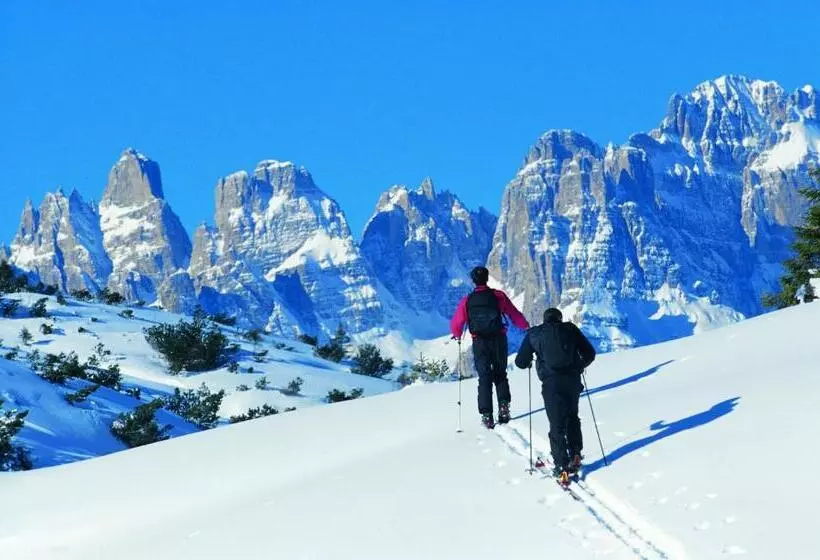 Отель Arcobaleno