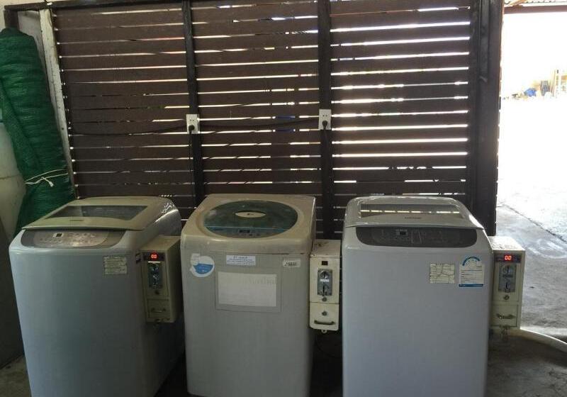 ホテル Baan Kaew Ruen Kwan