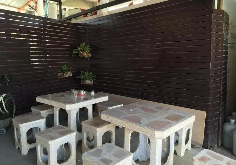 호텔 Baan Kaew Ruen Kwan