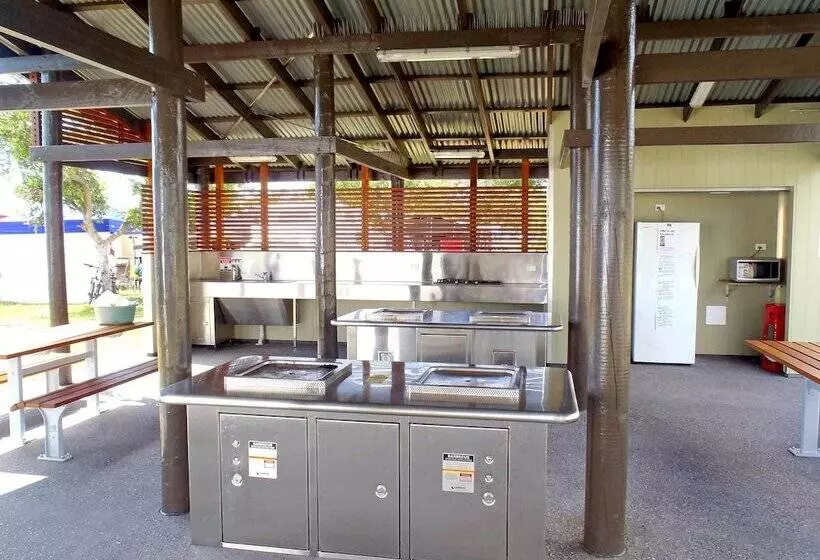 ホテル Broadwater Tourist Park