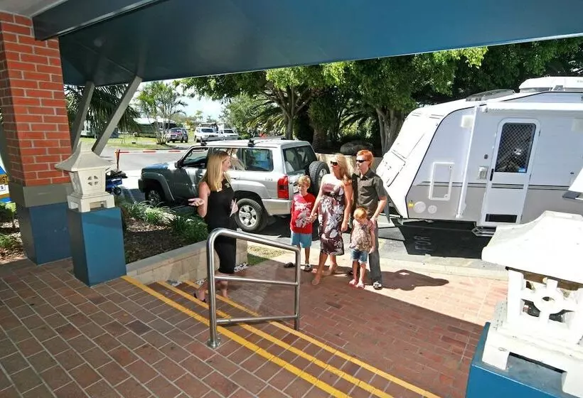 ホテル Broadwater Tourist Park
