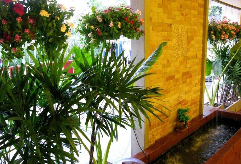 ホテル Casa Narinya @ Suvarnabhumi Airport