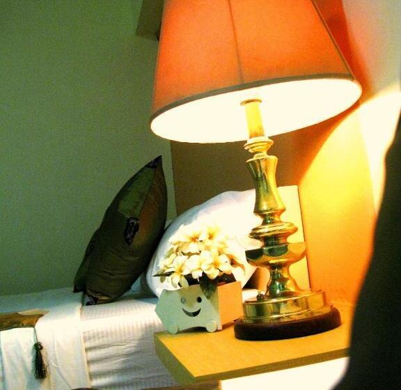 ホテル Casa Narinya @ Suvarnabhumi Airport