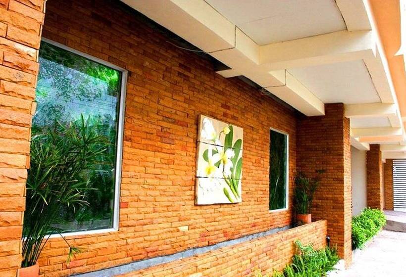 ホテル Casa Narinya @ Suvarnabhumi Airport