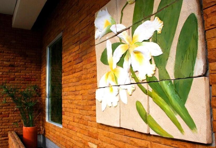 ホテル Casa Narinya @ Suvarnabhumi Airport