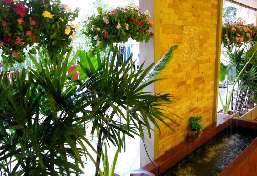 ホテル Casa Narinya @ Suvarnabhumi Airport