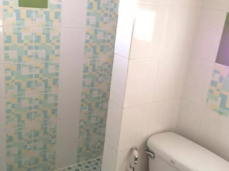 בית מלון כפרי Casa Narinya @ Suvarnabhumi Airport