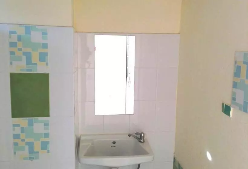 בית מלון כפרי Casa Narinya @ Suvarnabhumi Airport