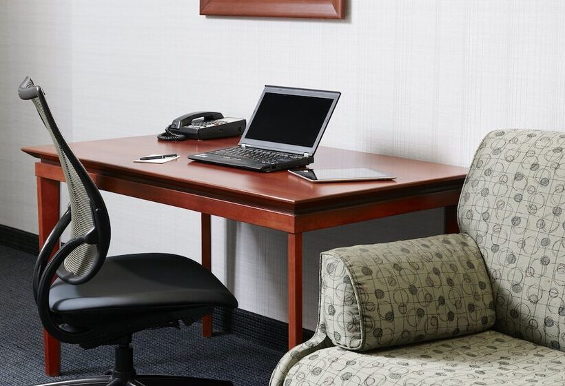 فندق Central Loop