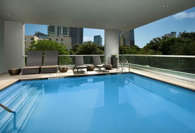 هتل Homewood Suites By Hilton Miami Downtown/brickell