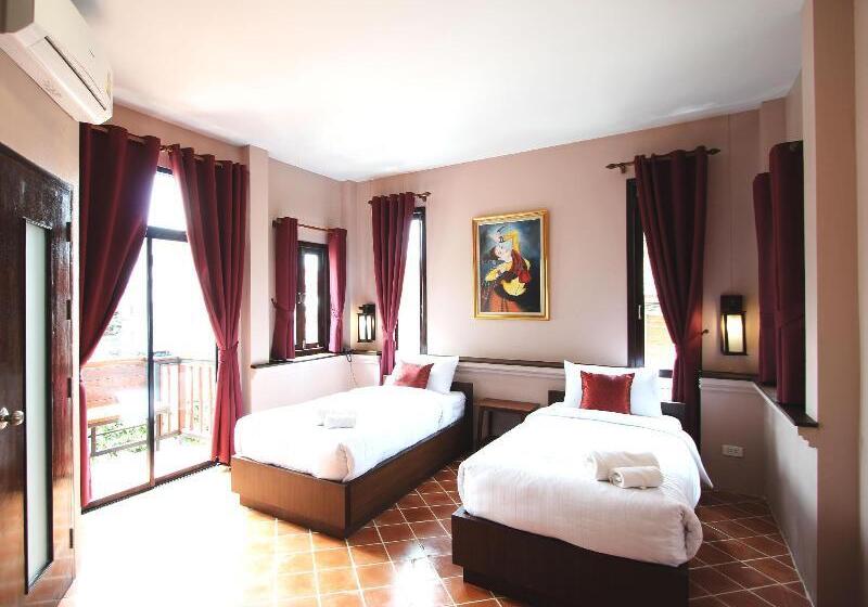 בית מלון כפרי Huen Hug Chiang Mai