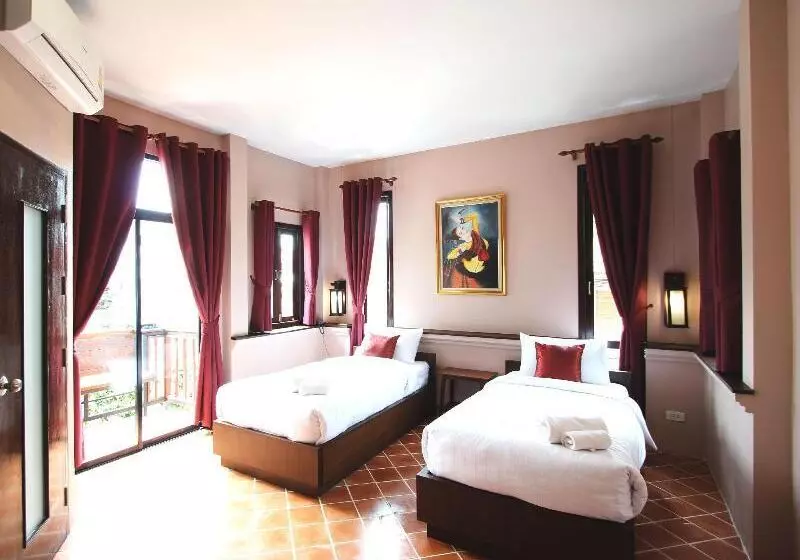 Hotelli Huen Hug Chiang Mai