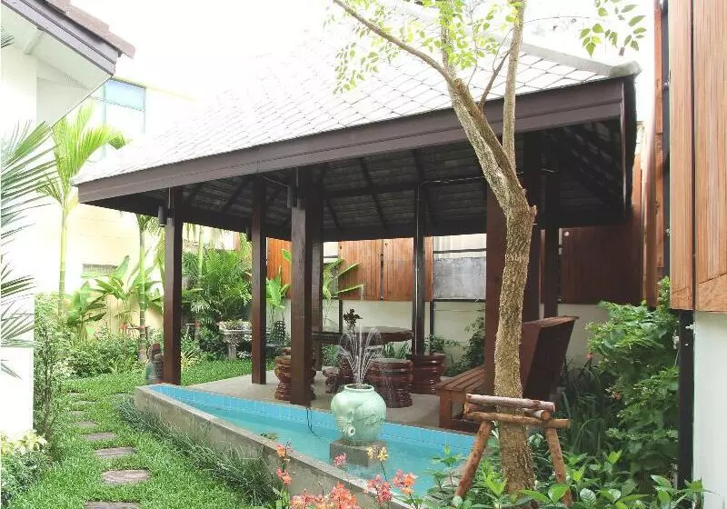 Hotelli Huen Hug Chiang Mai