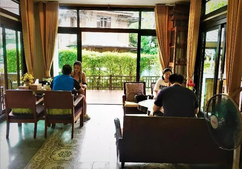 Hotelli Huen Hug Chiang Mai