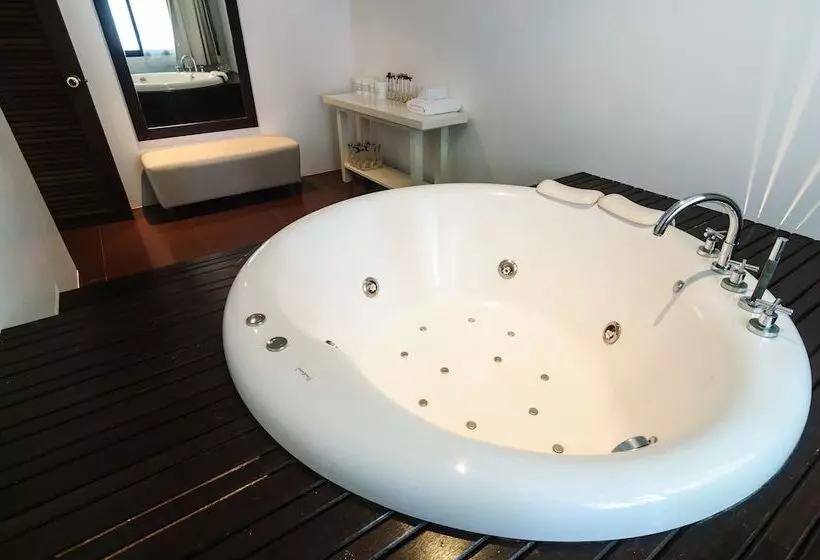 ホテル Ocean Breeze Residence