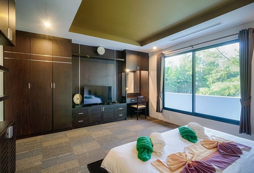 Отель Ocean Breeze Residence