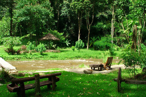 בית מלון כפרי Tharnthong Lodges