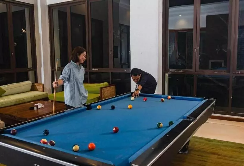 Jambuluwuk Convention Hall & Resort Batu