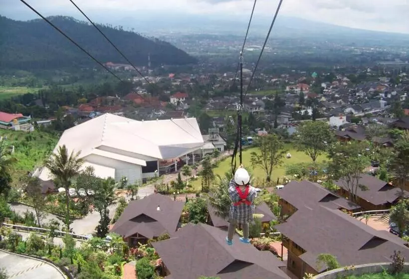 Jambuluwuk Convention Hall & Resort Batu