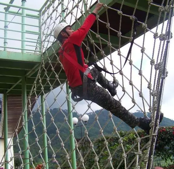 Jambuluwuk Convention Hall & Resort Batu