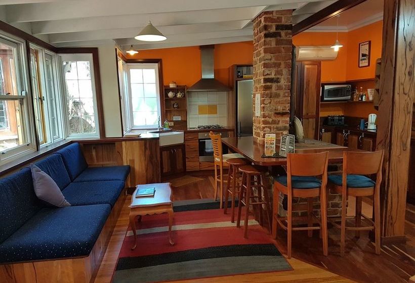 فندق على الطريق Admiral Stirling Inn