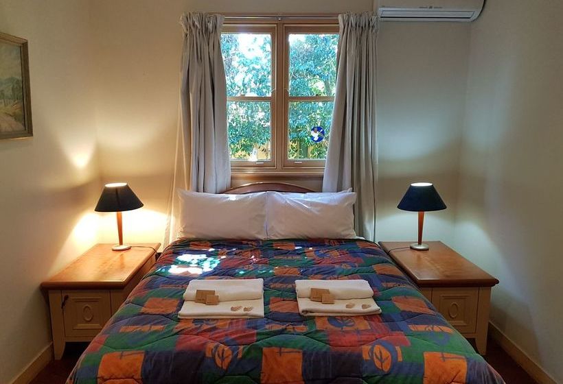 فندق على الطريق Admiral Stirling Inn