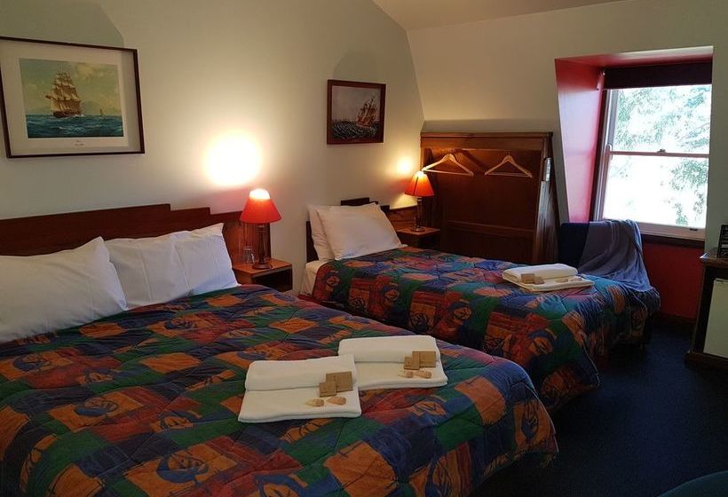 فندق على الطريق Admiral Stirling Inn