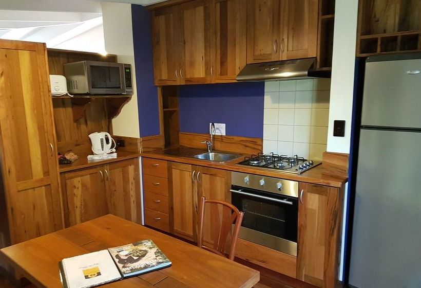 فندق على الطريق Admiral Stirling Inn