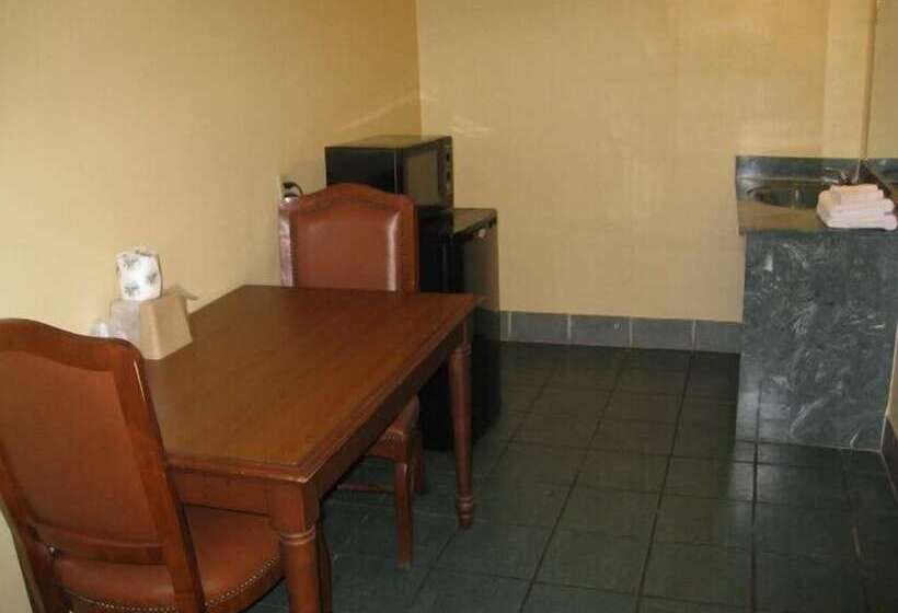 Motel Economy Inn New Orleans