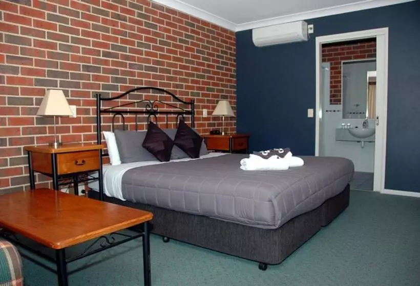 汽车旅馆 Poachers Paradise