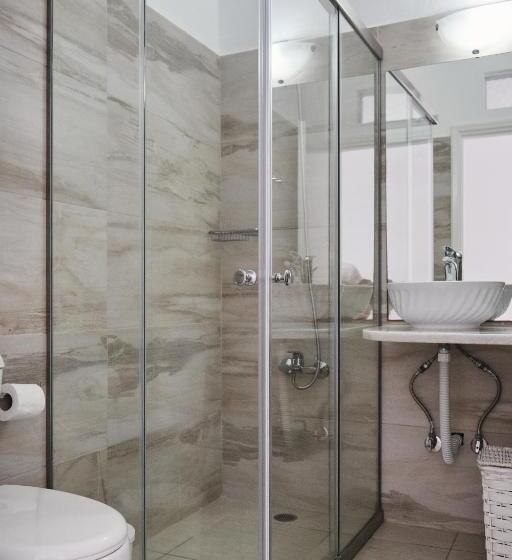 بنسيون Petrino