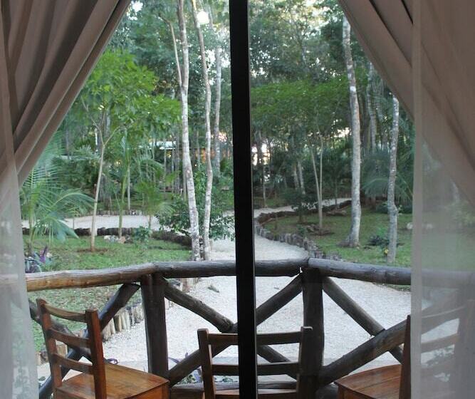 Real Mayab Hotel & Bungalows