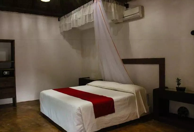 Real Mayab Hotel & Bungalows