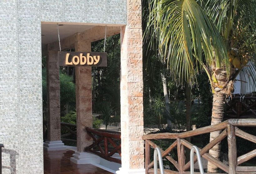 Real Mayab Hotel & Bungalows