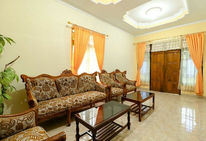 فندق Jemakir Homestay