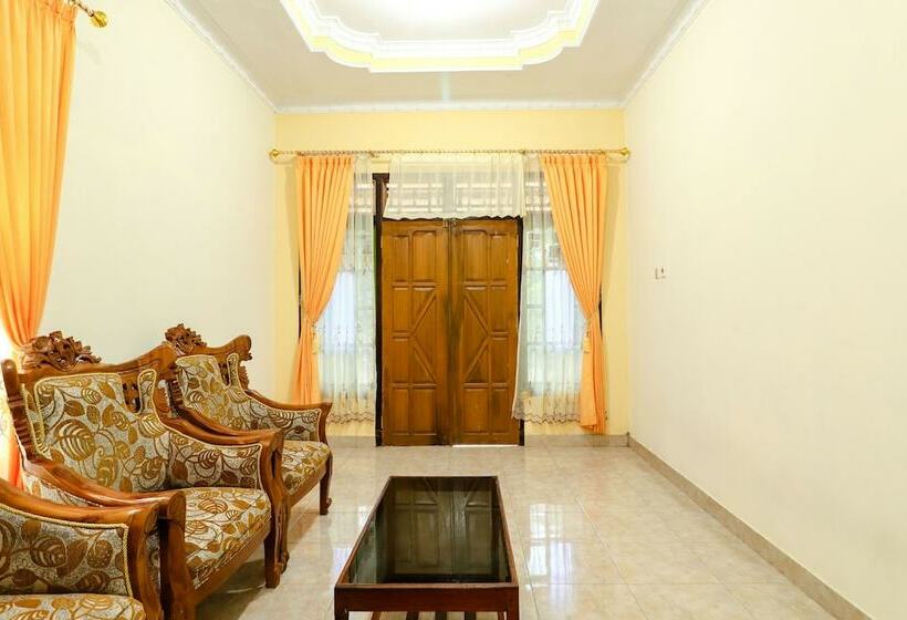فندق Jemakir Homestay