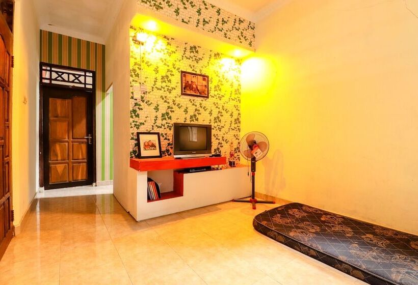 فندق Jemakir Homestay