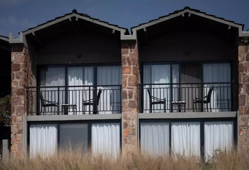 هتل Mantis Akagera Game Lodge