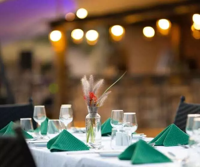 هتل Mantis Akagera Game Lodge