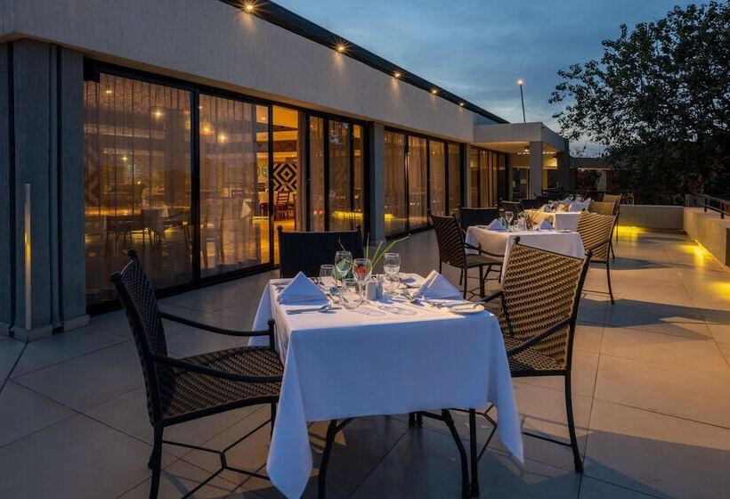 هتل Mantis Akagera Game Lodge