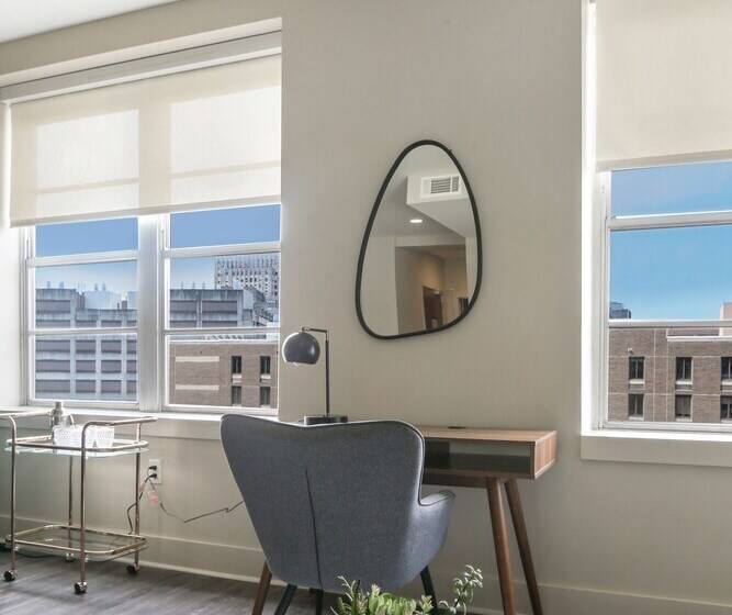 Ideal Condo A Short Ride Away From French Quarter