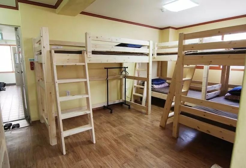 Auberge Hôtelière Empathy Guesthouse