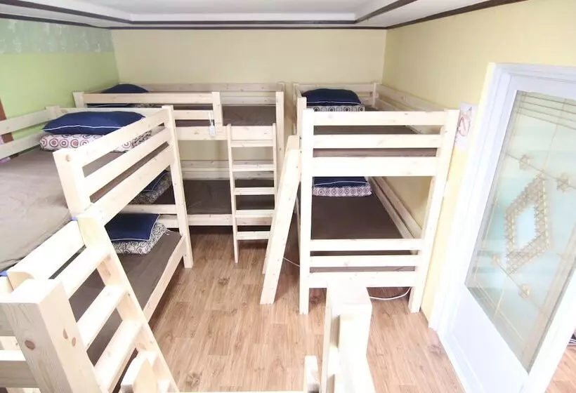 Auberge Hôtelière Empathy Guesthouse