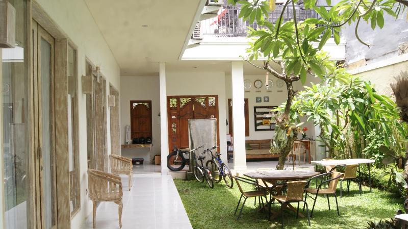 צימר Sugiras Living