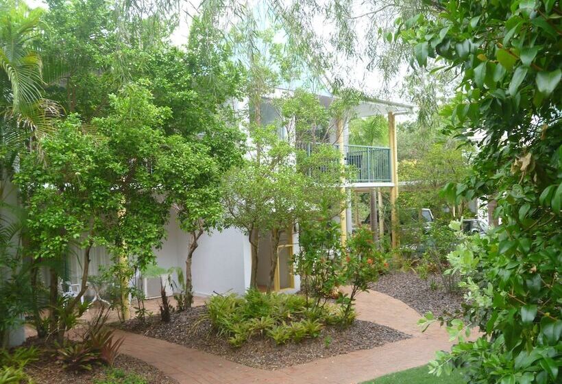 Chez Noosa Resort Motel