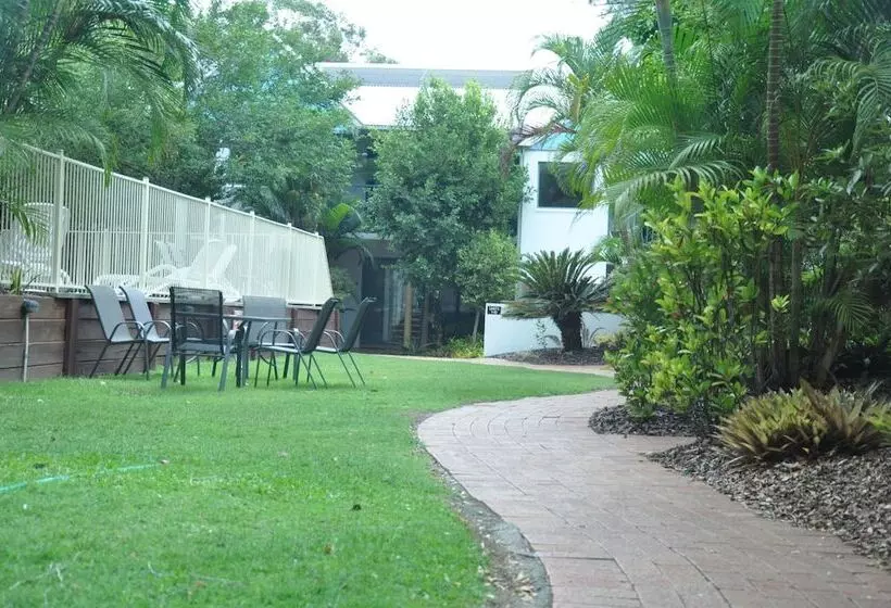 Chez Noosa Resort Motel